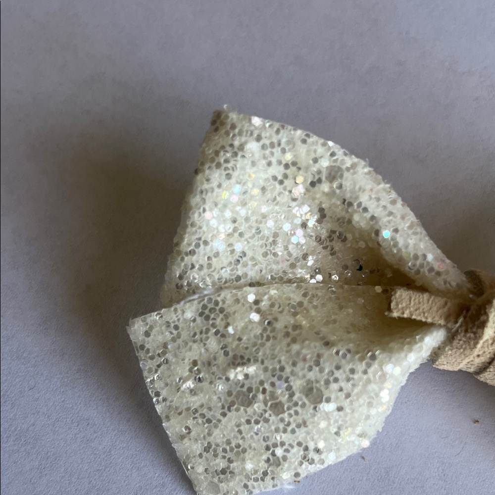 Sparkling White Bow Hair Clip - Picture 3 of 5